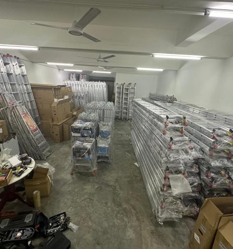 WhatsApp Image 2025-10-15 at 17.